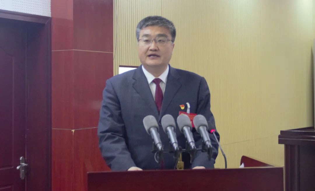 鹰手营子矿区财政局最新领导