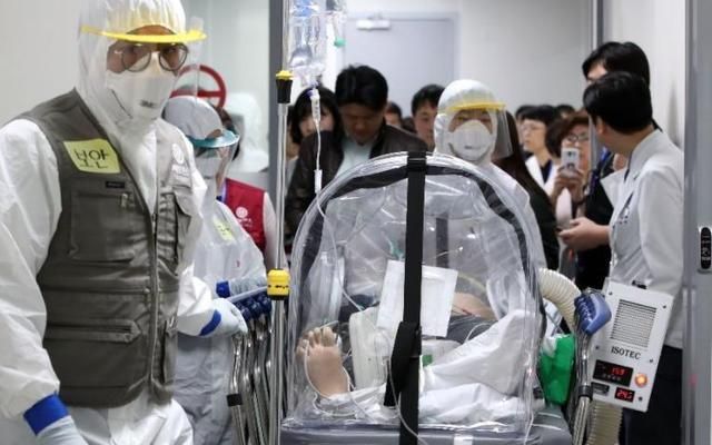 国外肺炎疫情最新动态综述